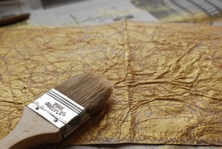 Как получить золотую бумагу для поделок своими руками