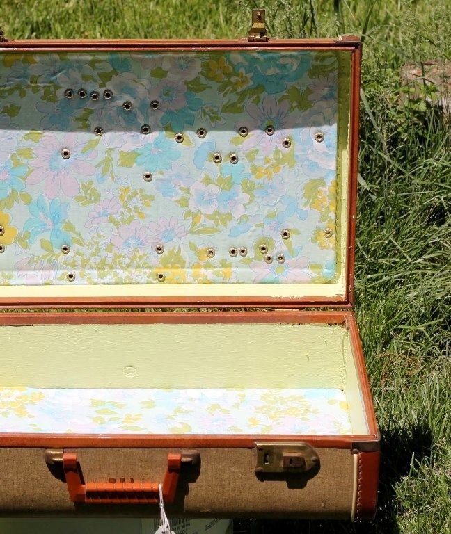 10 способов переделки старого чемодана