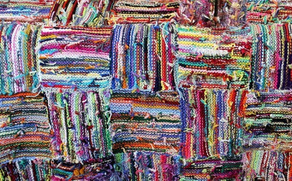 Покрывало из остатков пряжи