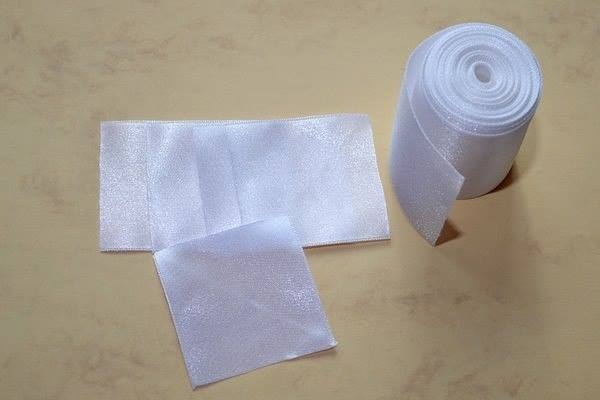 Цветы из ленты. Канзаши