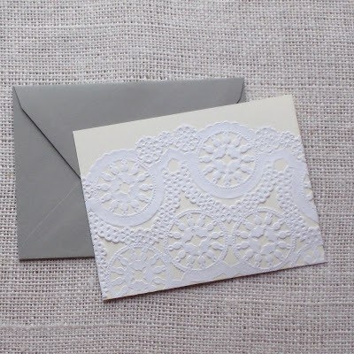 Конвертик из кружевных салфеток