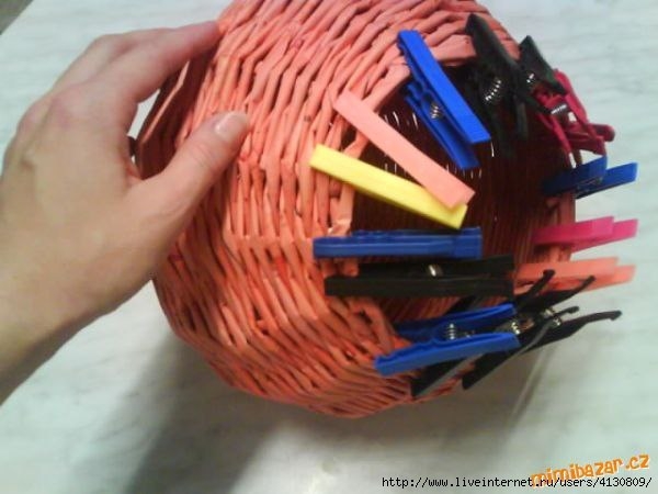 Тыква из газетных трубочек