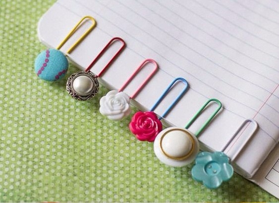 Закладки для книг из пуговиц