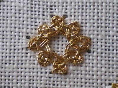 Вышивка золотыми нитями