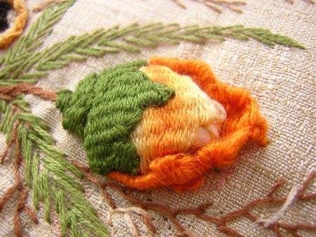 Необычная техника для вышивки с помощью расчески.