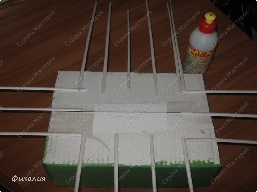 МК по плетению квадратной коробки из газет МК по плетению квадратной коробки из газет