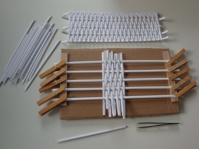 Как сплести коробочку с перегородками