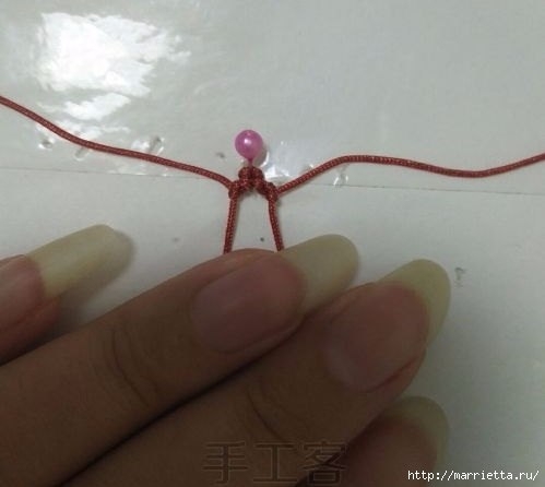 «Листик» в технике макраме. Закладка для книжки