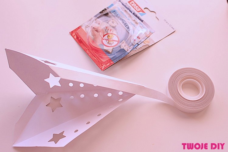 Объемные бумажные звезды для украшения новогоднего интерьера Объемные бумажные звезды для украшения новогоднего интерьера