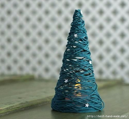 Нoвогодние елoчки из нитoк