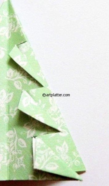 Елка из бумаги