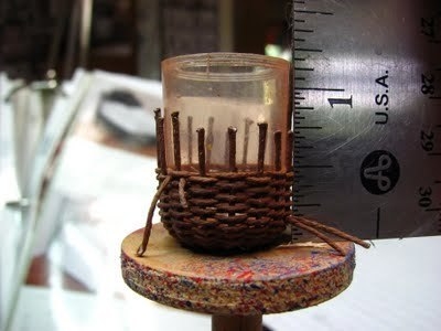 Плетем мини корзиночку для кукол