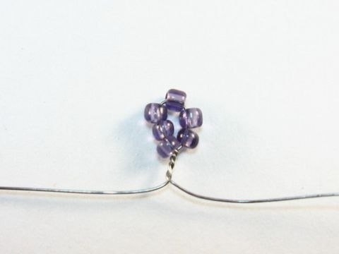 МК по изготовлению веток глицинии из бисера