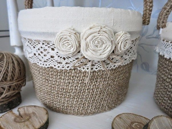 Джутовые корзины из пластиковых вёдер