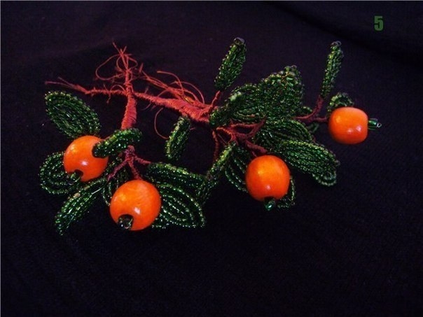 Апельсиновое дерево из бисера.