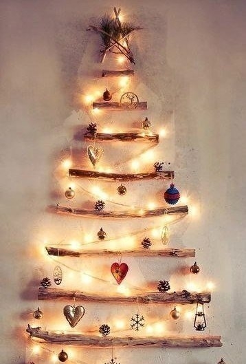 Необычные настенные ёлочки