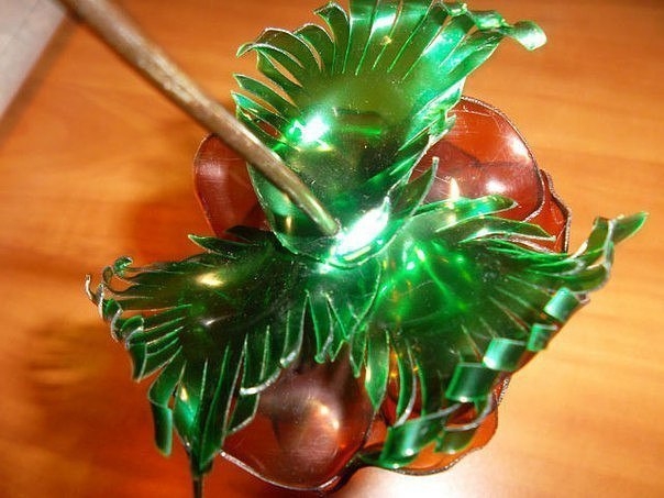 Как сделать розу из пластиковых бутылок