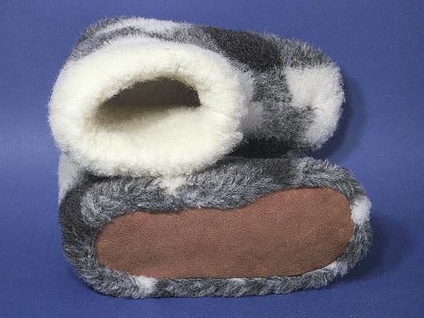 Домашние теплые сапожки можно сшить своими руками