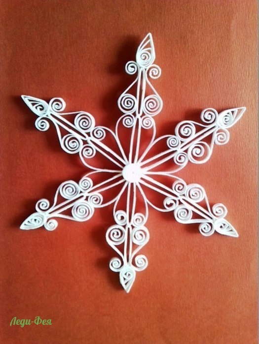 Очарование снежинок в технике квиллинг