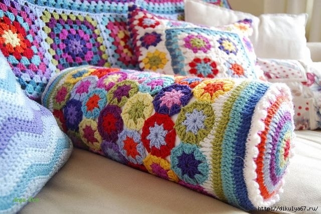 ВЯЗАНЫЕ ПОДУШКИ