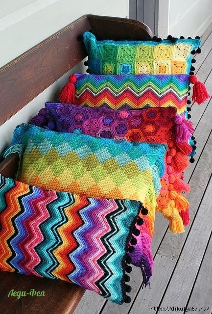 ВЯЗАНЫЕ ПОДУШКИ