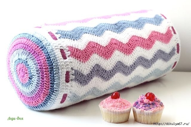 ВЯЗАНЫЕ ПОДУШКИ