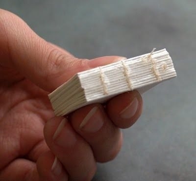 Делаем книжку-брелок. Мастер-класс