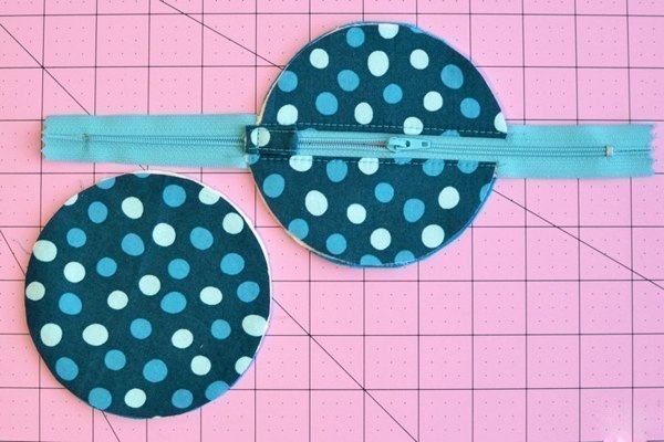 Как сделать чехол для наушников, предотвращающий спутывание проводов