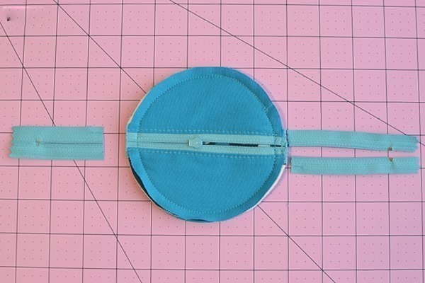 Как сделать чехол для наушников, предотвращающий спутывание проводов