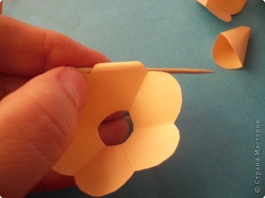 Розочки из бумаги