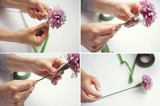 Не выбрасывайте старые журналы, из них получаются очень яркие и красивые цветочки