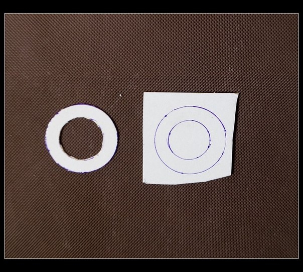 Шляпка из крышки от пластиковой бутылки