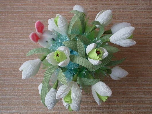 Букетик тюльпанов с конфетками Букетик тюльпанов с конфетками