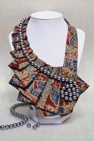 Креативные идеи из мужских галстуков