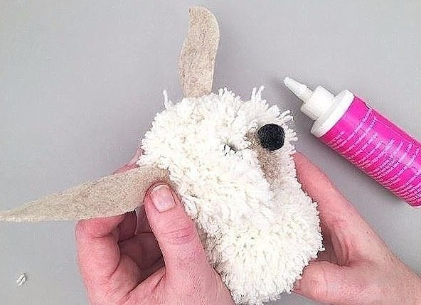 Символ 2018 года Собака из помпонов