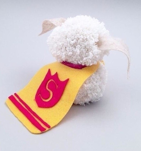 Символ 2018 года Собака из помпонов