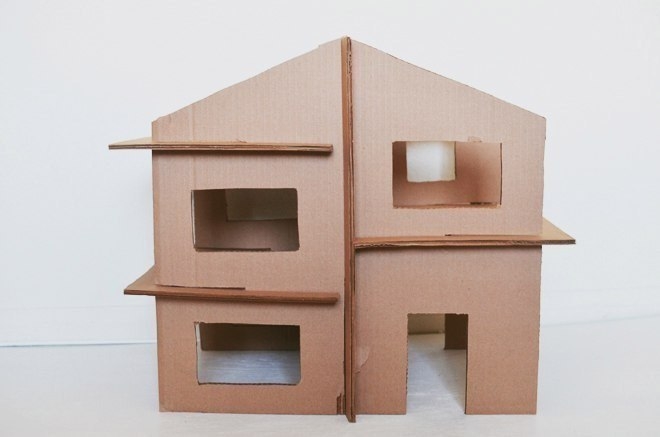 Игрушечный домик из картона своими руками