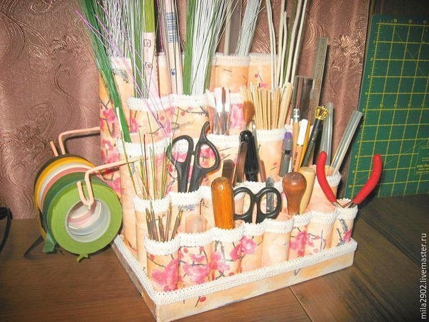 Подставка для принадлежностей