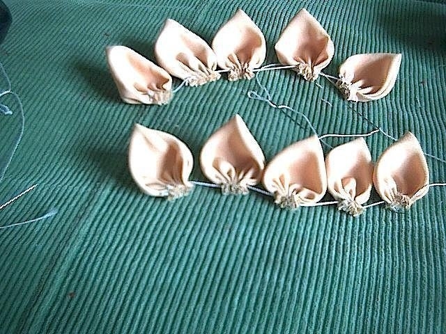 МК Цветы из ткани