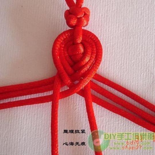 Плетеный браслет