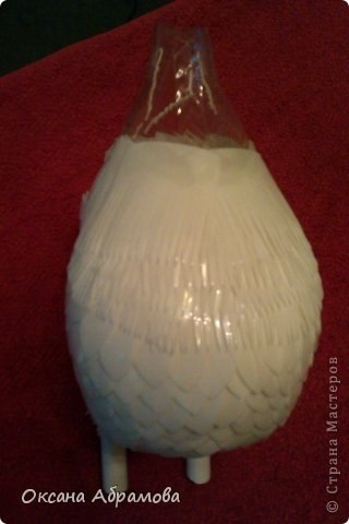 Необычно красивый голубь - из пластиковых бутылок