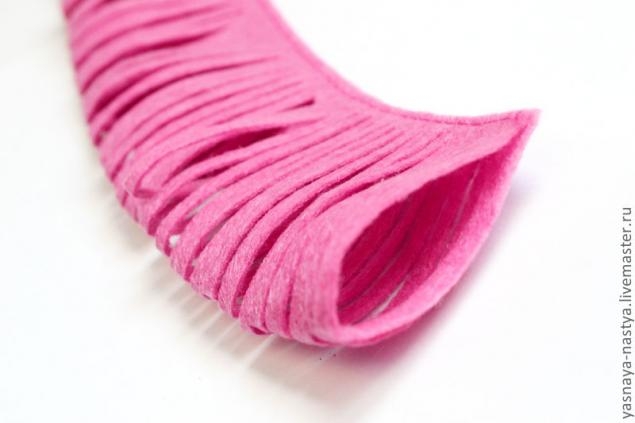 МК Красивый цветок из фетра