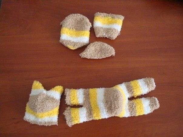 Котята из носочков