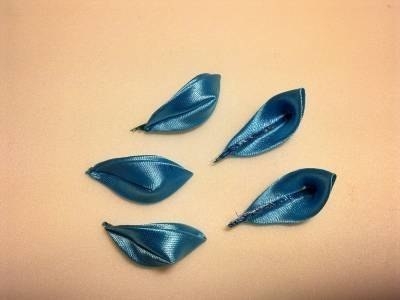 МК Цветок канзаши с острыми лепестками