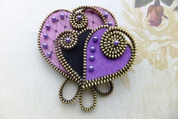 Из фетра и змеек