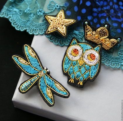 Броши вышитые бисером