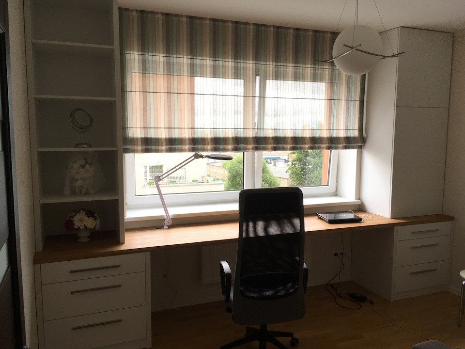 Рабочее место у окна